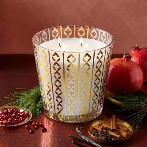 New York Holiday Scented Grand Candle（ 8.25"W x 8.25"H，12 Pounds）