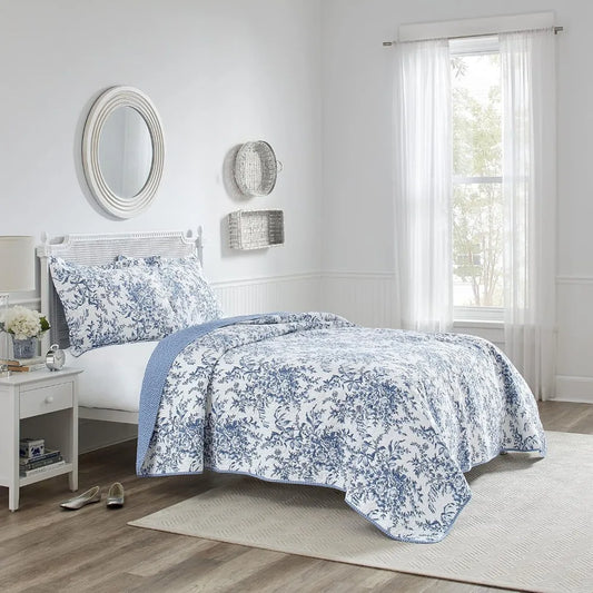 Laura Ashley Quilt Set Reversible Cotton Bedding with Matching Shams, Lightweight Home Decor for All Seasons, King, Bedford